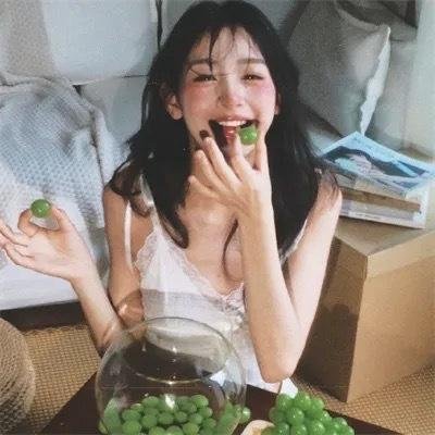 好莱坞诈骗女王